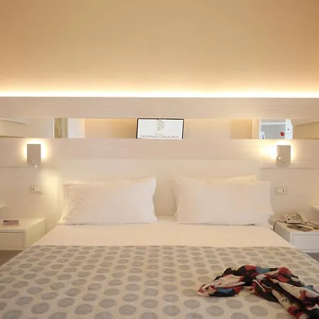Borgo Donna Canfora Ξενοδοχείο με διαμερίσματα 2*