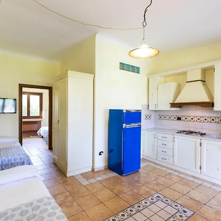 Ξενοδοχείο με διαμερίσματα Borgo Donna Canfora
