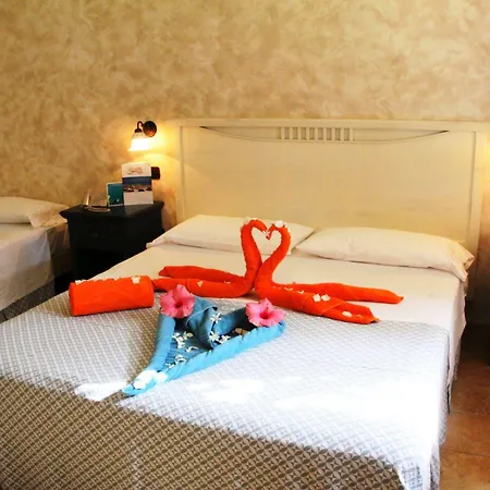Borgo Donna Canfora 2* Capo Vaticano