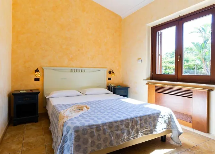 Borgo Donna Canfora 4*