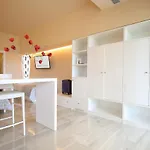 Borgo Donna Canfora Apartahotel Capo Vaticano