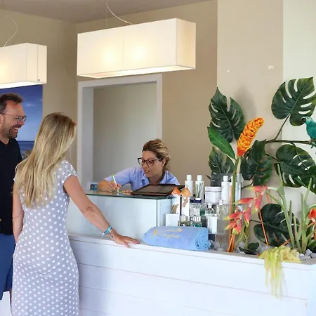 Borgo Donna Canfora 4* קאפו ואטיצ'אנו