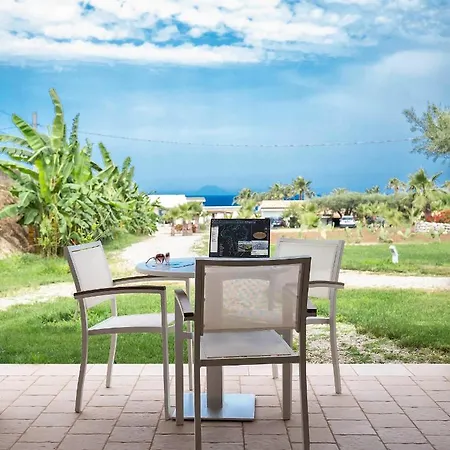 Aparthotel Borgo Donna Canfora 4*