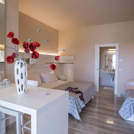 Borgo Donna Canfora מלון דירות 4*