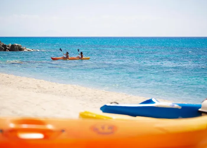 Borgo Donna Canfora Aparthotel Capo Vaticano