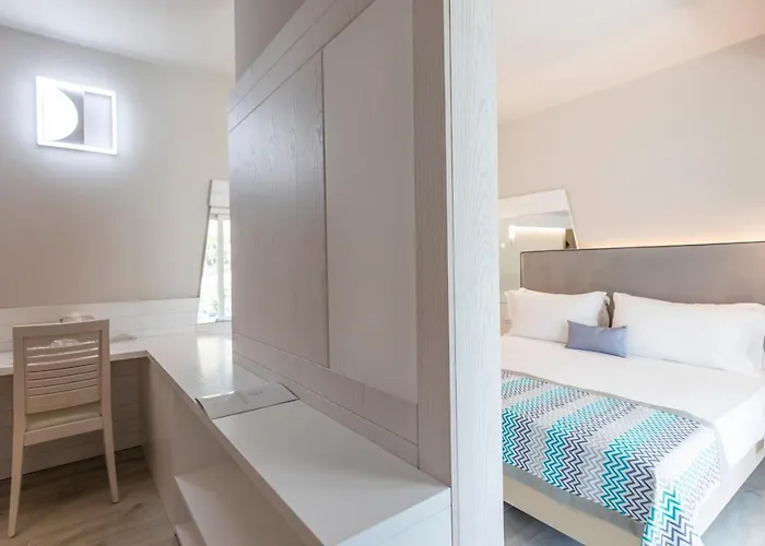 Borgo Donna Canfora Apart-hotel 4*