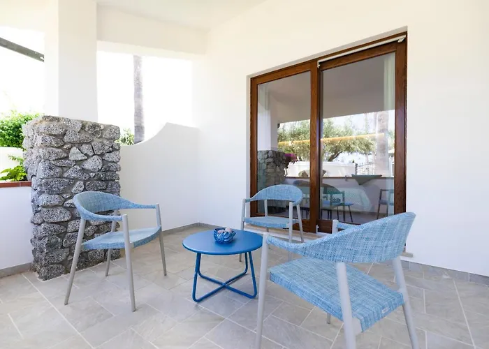 Borgo Donna Canfora Apart-hotel 4*