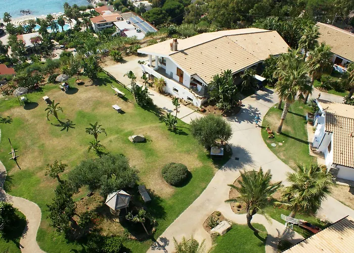 Borgo Donna Canfora 4*